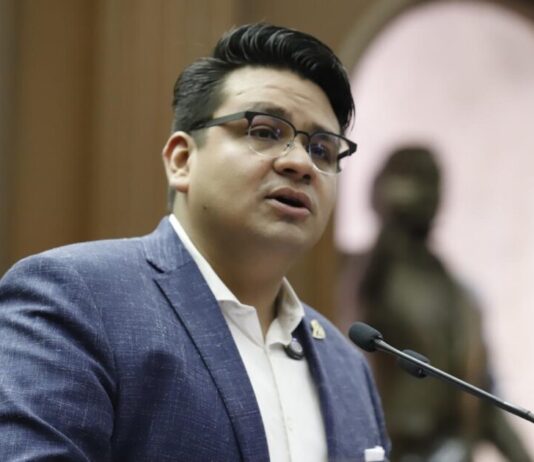 Toño Carreño propone creación del Registro Estatal de Casos de Cáncer en la Infancia y la Adolescencia