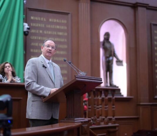 David Martínez propone reformas al Código Civil para dar certeza jurídica a la compra-venta de inmuebles