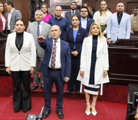 Toma protesta Marco Antonio Bravo como Auditor Superior de Michoacán