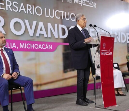 Honra Bedolla memoria de Francisco Xavier Ovando; lucha social dejó sociedad más democrática