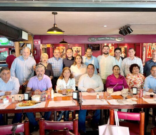 Liderazgos del PRD en Uruapan cierran filas con el diputado Conrado Paz