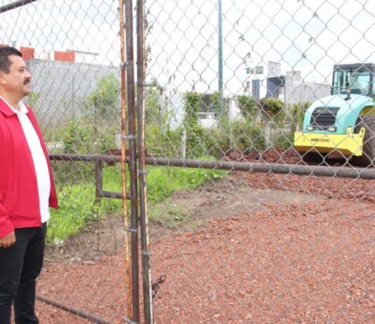 Gobierno de Alfonso Martínez avanza en rehabilitación de caminos rurales y mejora territorial