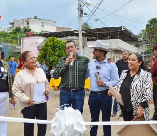 Humberto Jiménez Solís inaugura el puente Concordia que une a colonias y transforma vidas en Los Reyes