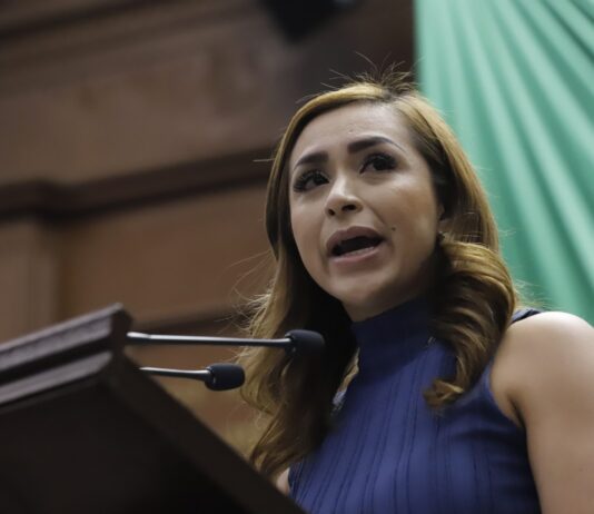 Impulsa Grecia Aguilar el Parlamento Juvenil Incluyente 2025 en Michoacán