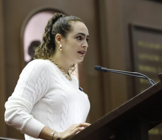 Michoacán da un paso histórico hacia la protección animal: propone Sandra Arreola renombrar comisión legislativa