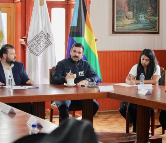 Yankel Benítez impulsa diálogo en consulta para San Miguel del Monte