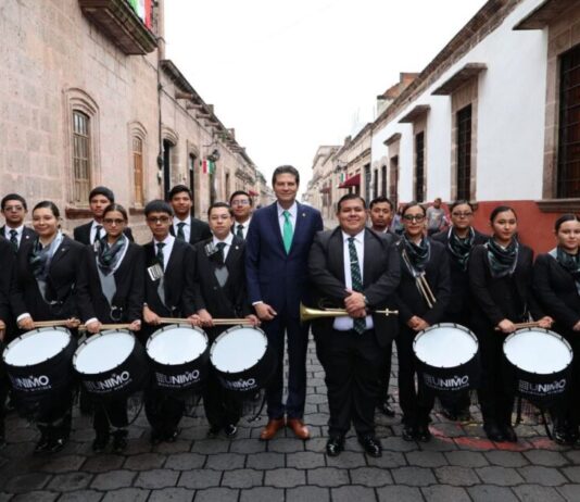 Devela Alfonso Martínez Programa de Fiestas Patrias 2025 en Morelia
