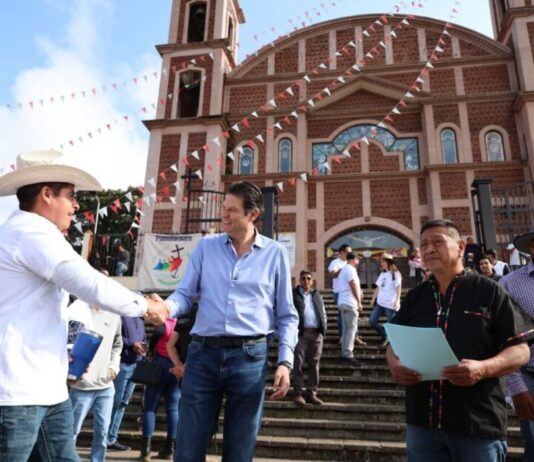 Alfonso Martínez abre las puertas de Morelia a artesanías de la Meseta Purépecha