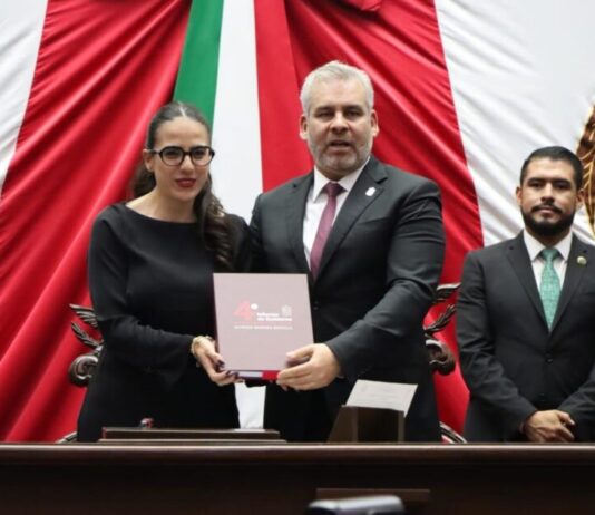 Recibe 76 Legislatura el 4to. Informe del Estado que guarda la Administración Pública Estatal