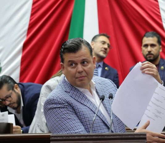 Memo Valencia el único diputado que votó contra el abusivo aumento al presupuesto del Congreso