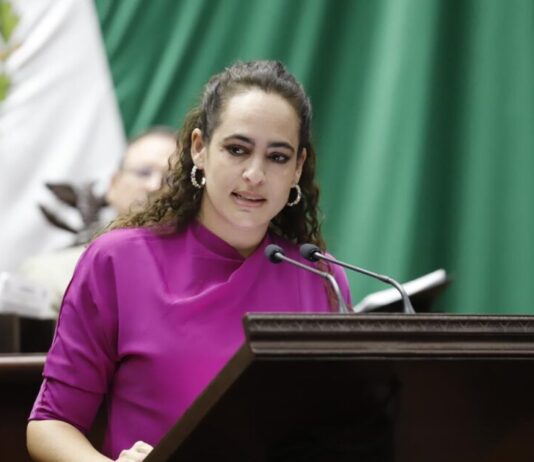 Propone Sandra Arreola Ruiz justificar inasistencias escolares por salud menstrual en Michoacán