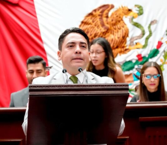 Iván Vera impulsa reforma a la Ley de Salud en Michoacán para garantizar igualdad de oportunidades profesionales en cargos directivos del sector