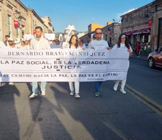 Encabeza magistrada Amelí Gissel Navarro marcha por la paz en memoria de Bernardo Bravo