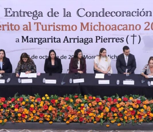Entrega Congreso del Estado Condecoración “Mérito al Turismo Michoacano 2025” a Margarita Arriaga Pierres