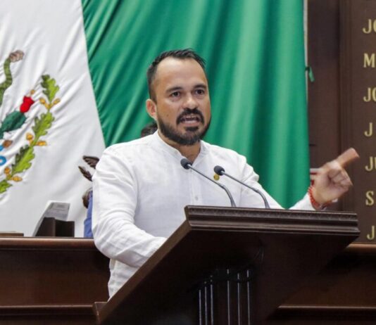 Que nuestro guía sea el amor al pueblo y no el miedo a él: Hugo Rangel