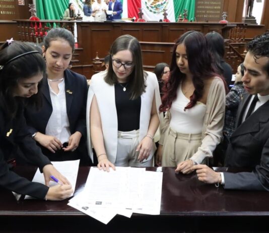 Iniciativas presentadas en el Parlamento Juvenil Incluyente 2025, serán tomadas en cuenta por la 76 Legislatura