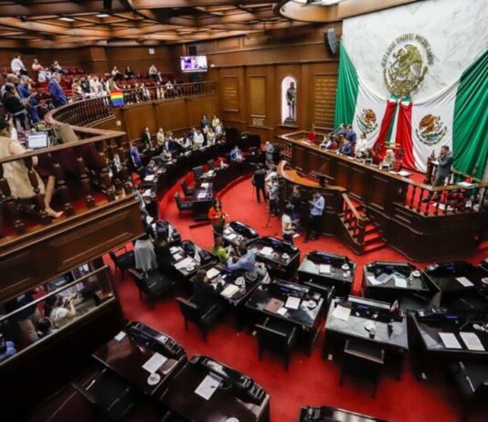 Prohíbe 76 Legislatura que prestadores de servicios públicos de transporte, trasladen a menores que viajen solos