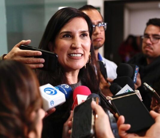 Recibe Comisión Permanente nombramiento de Alejandro Gertz como embajador ante Reino Unido; se inicia proceso legislativo: Kenia López Rabadán