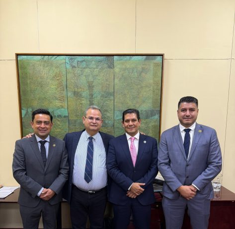 Ernesto Núñez Aguilar se reúne con funcionarios federales en busca de fortalecer las finanzas públicas municipales