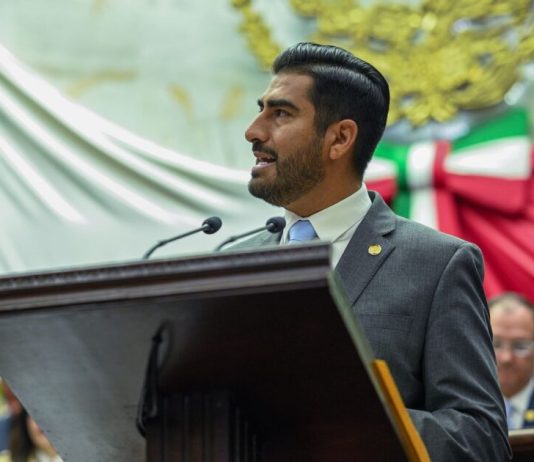 Alfonso Chávez propone reformar Ley de Bibliotecas para incluir a personas adultas mayores