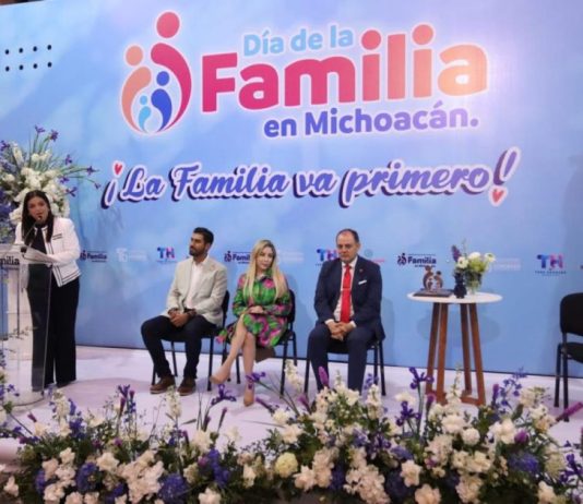 Con conferencias, conmemoran Día de la Familia en Michoacán en Congreso del Estado