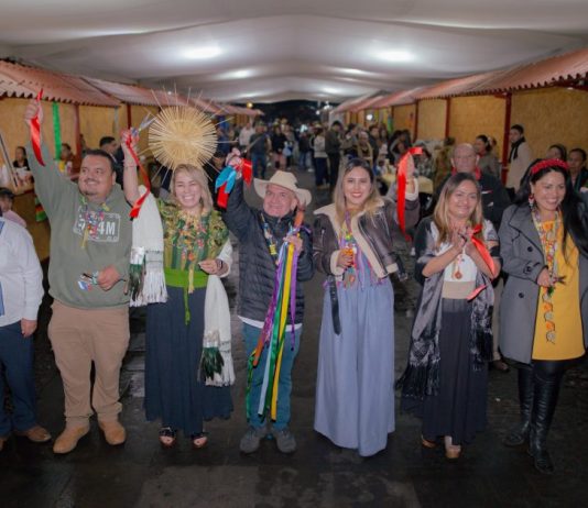 Dayana Pérez Mendoza presente en el arranque de La K’uínchekua 2026 en Tzintzuntzan