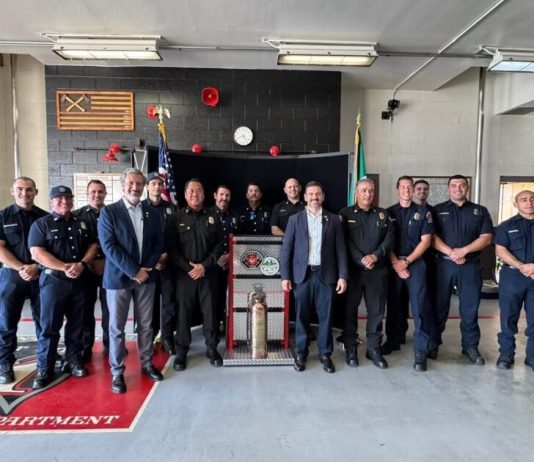 Donaciones a Bomberos de Morelia abonan a su fortalecimiento: Yankel Benítez