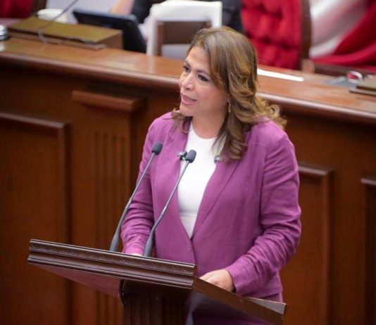 Fabiola Alanís impulsa reforma constitucional para sancionar la violencia política de género en Michoacán