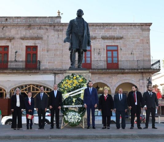 Ayuntamiento de Morelia conmemora CCXX Aniversario del Natalicio de Benito Juárez