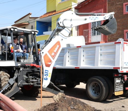 Gobierno de Alfonso Martínez invierte 10 veces más en equipo y obra hidráulica
