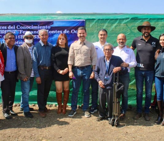Yankel Benítez inaugura Huerto Comunitario de Telesecundaria ‘Fernando Montes de Oca’