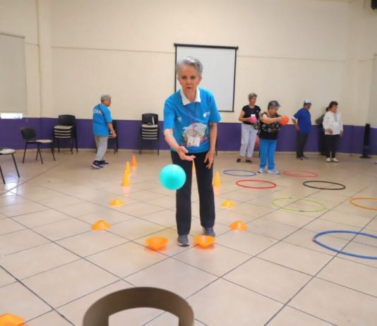 Paola Delgadillo promueve la movilidad y autonomía de los adultos mayores