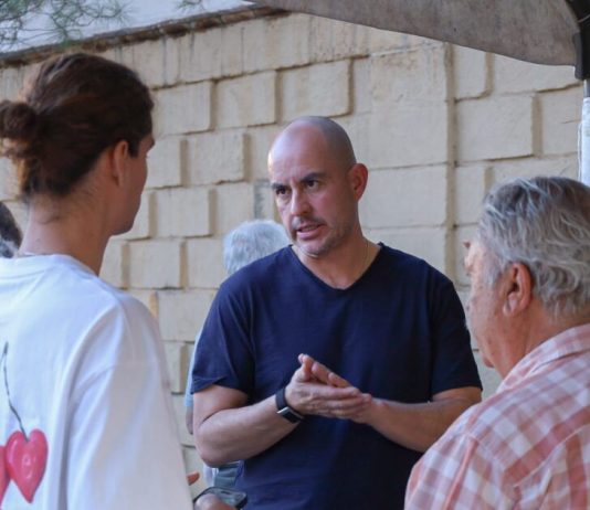 Mantiene Adolfo Torres atención continua a colonos del Sur