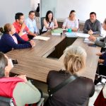 Yankel Benítez escucha necesidades de colonia Fuerza Tarasca