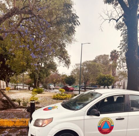 Brigadas de Protección Civil y Bomberos atienden incidencias causadas por lluvia y granizo en Morelia