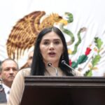 Diana Espinoza presenta iniciativa para la obligatoriedad de la enseñanza de letras cursivas en primaria y secundaria