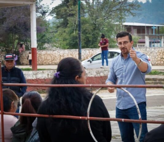Cercanía que transforma: Toño Mendoza escucha y cumple en el Distrito XV