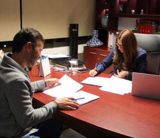 Gobierno Municipal reconocerá a quienes sirven con amor a Morelia: Contralora