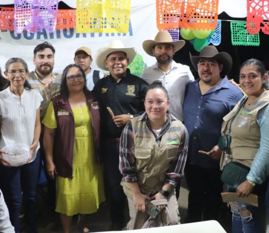 Destaca Octavio Ocampo producción platanera en inauguración de la Feria Regional del Plátano en Coahuayana