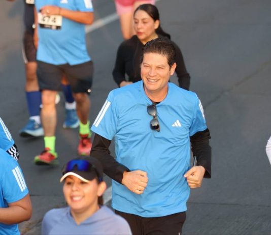 Celebra Alfonso Martínez exitosa Carrera Adidas Morelia 2026