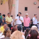 Yankel Benítez y liderazgos sociales festejan a las madres morelianas