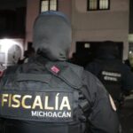 Durante cateo realizado en Villas del Real, FGE asegura droga e instrumentos para su distribución; hay un detenido