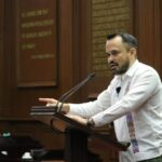 Hugo Rangel impulsa reforma para modernizar taxis
