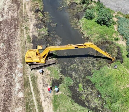 Adolfo Torres supervisa acciones preventivas; se retiran 44 mil toneladas de material en ríos y drenes