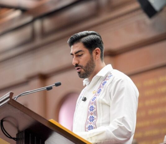 Poncho Chávez impulsa reforma electoral para garantizar alternancia de género en la gubernatura y fortalecer la representación municipal