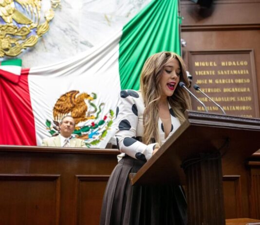 Desde tribuna, Xóchitl Ruiz pide coordinación institucional para frenar la violencia escolar