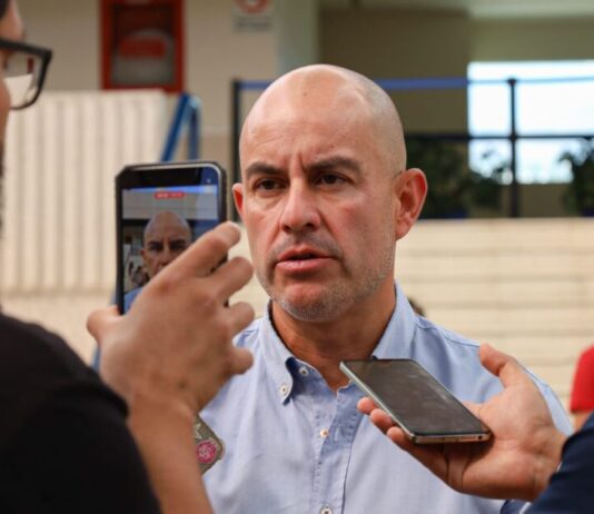 La autonomía universitaria fortalece el futuro de Morelia: Fito Torres