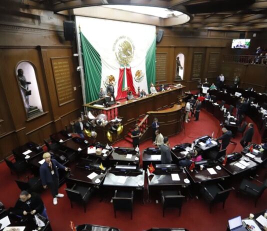 Congreso del Estado invita a proponer posibles recipiendarios de la Condecoración “Suprema Junta Nacional Americana”