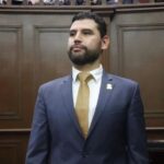 Celebra Octavio Ocampo reforma que protege la salud de las madres y recién nacidos en Michoacán