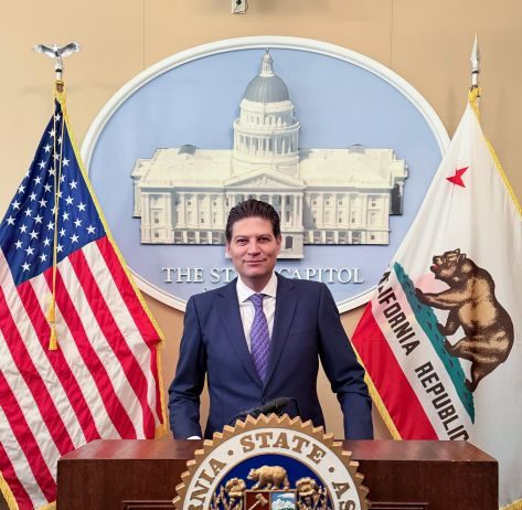 Llama Alfonso Martínez a la unidad entre naciones